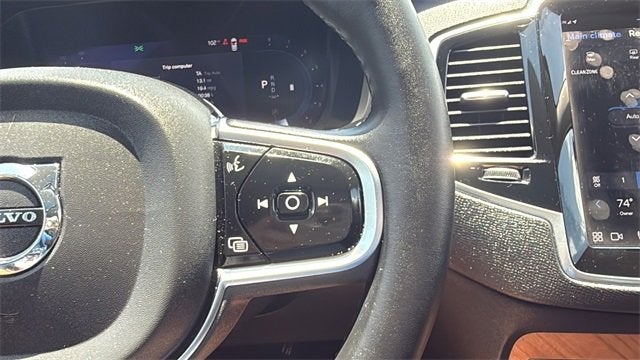 2024 Volvo XC90 Plus Bright Theme