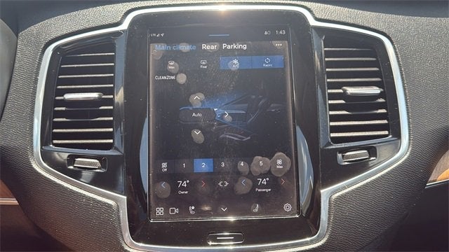 2024 Volvo XC90 Plus Bright Theme